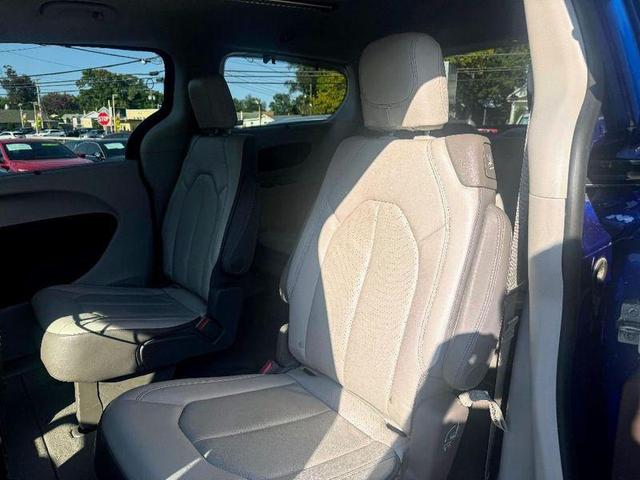 2019 chrysler pacifica touring-l