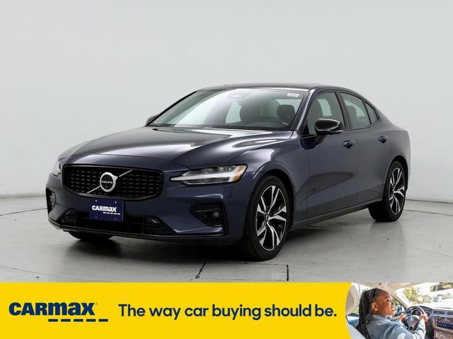 2024 volvo s60 b5 plus black edition