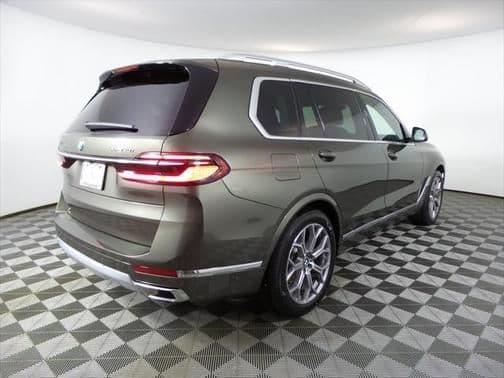 2024 bmw x7 xdrive40i in rochester, new york
