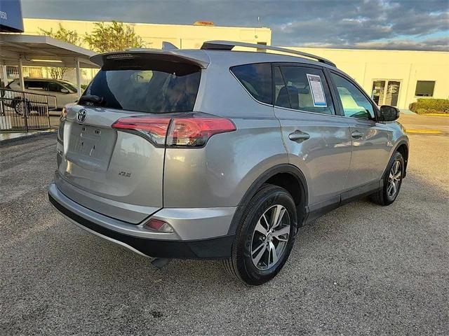 2016 toyota rav4 xle