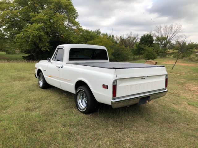 1970 custom chevrolet c-10 short wide bed truck