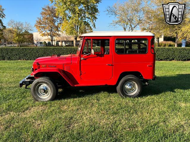 1974 toyota land cruiser base