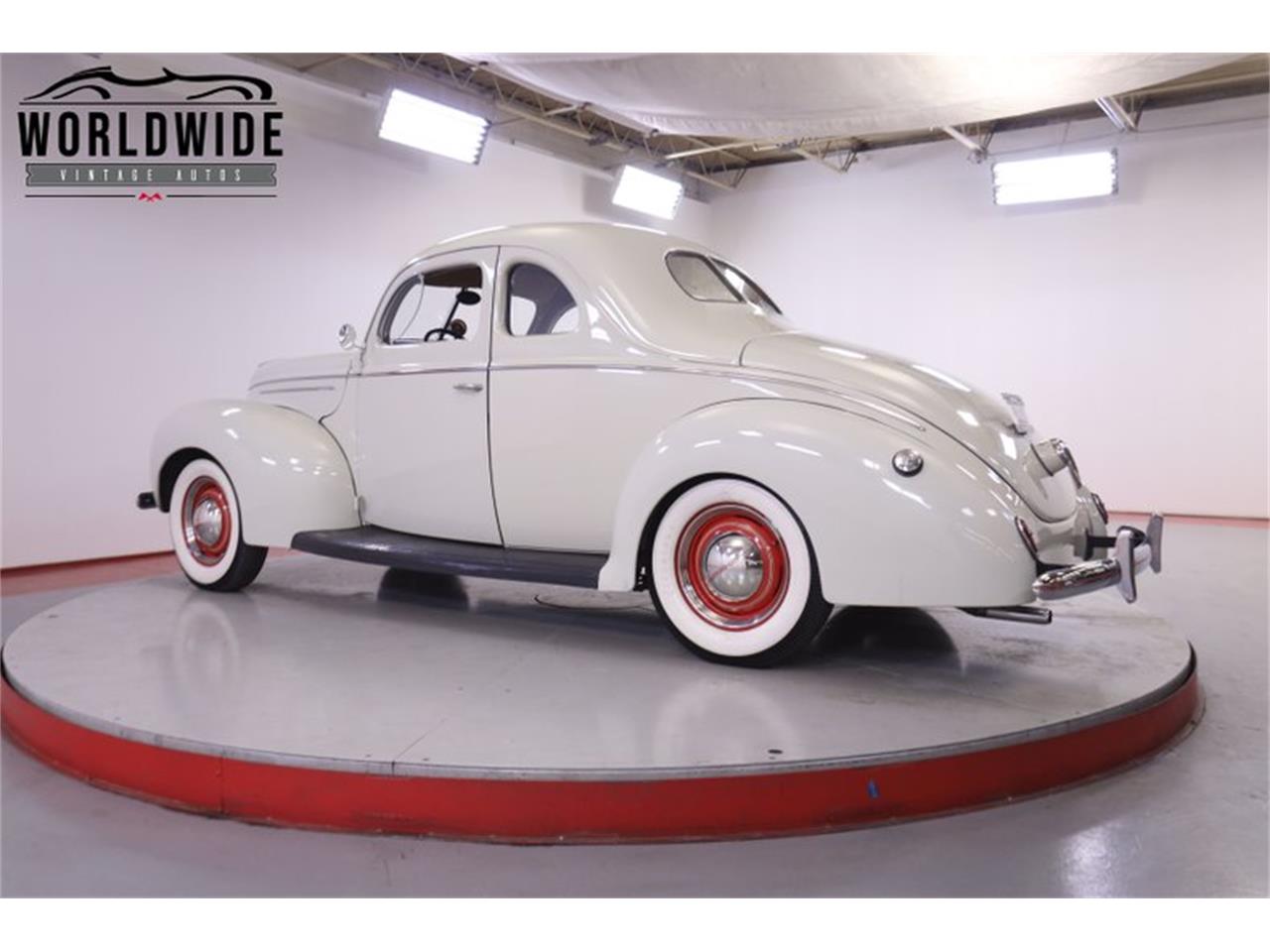 1939 ford deluxe