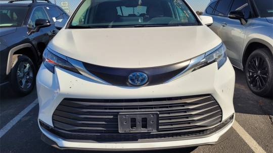 2023 Toyota Sienna