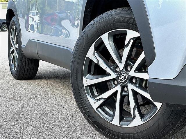 2024 toyota corolla cross xle