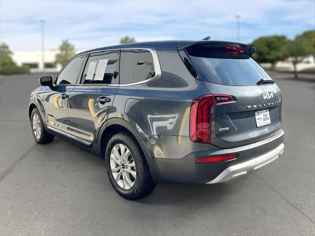 2022 kia telluride lx