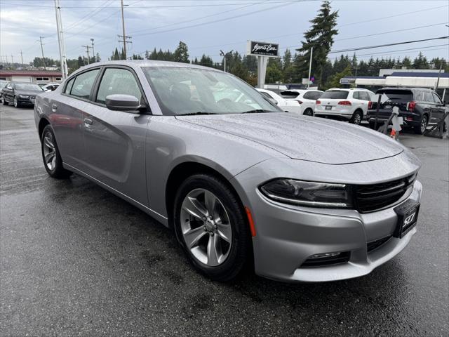 2016 dodge charger sxt