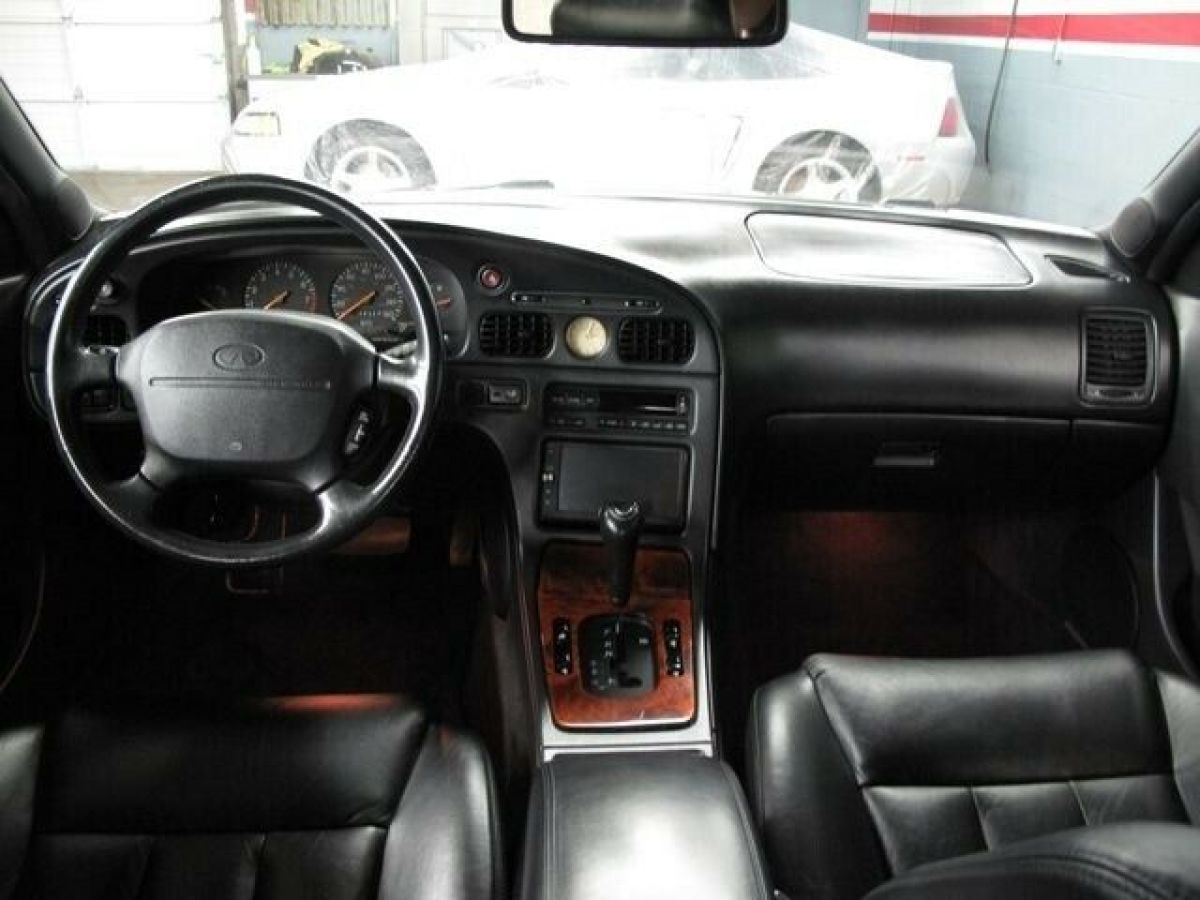 1994 infiniti q45 luxury performance
