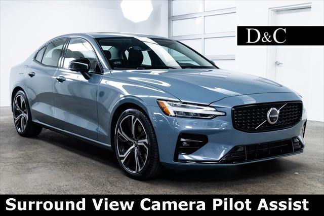 2024 volvo s60 b5 plus dark theme