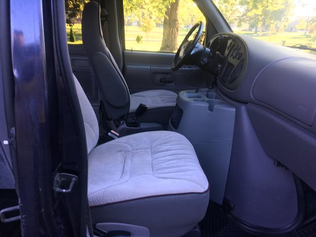 1999 ford e150 xlt wagon
