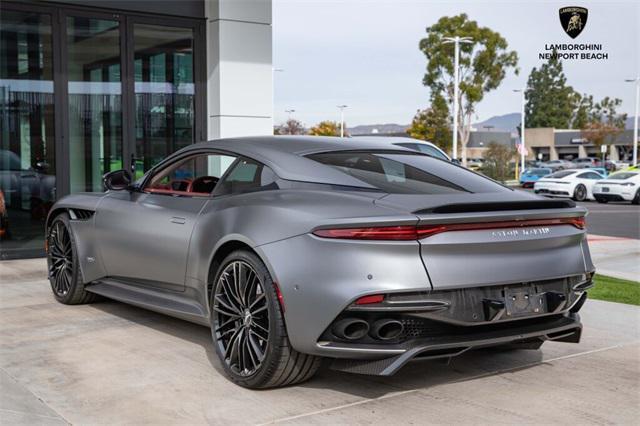 2021 aston martin dbs superleggera