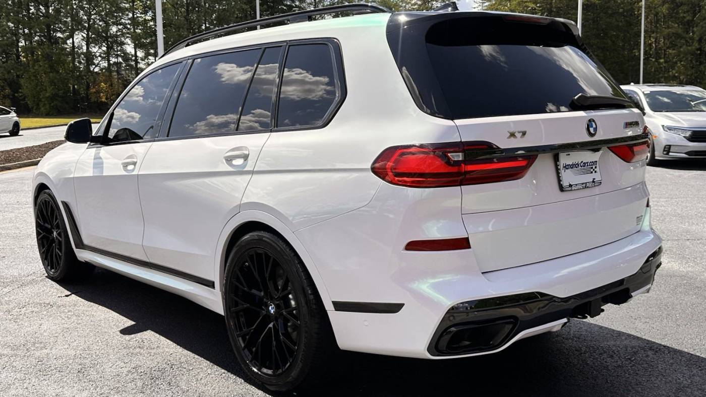 2021 bmw x7 m50i