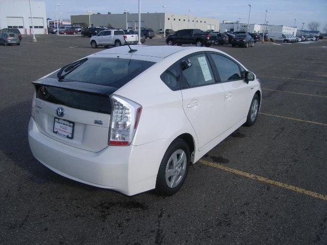 2010 toyota prius 5dr hatchback for sale in grand forks, north dakota