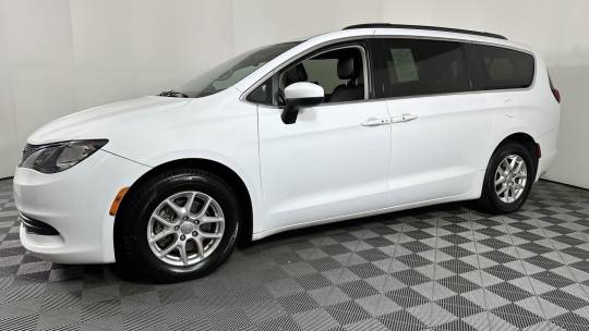 2020 Chrysler Voyager lxi