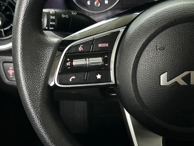 2024 kia forte lxs