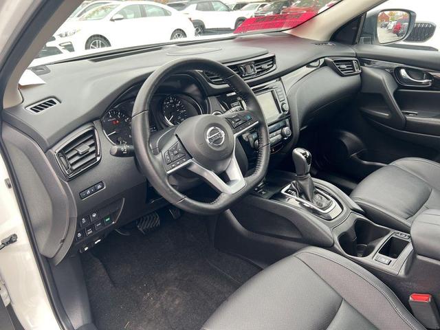 2022 nissan rogue sport sl