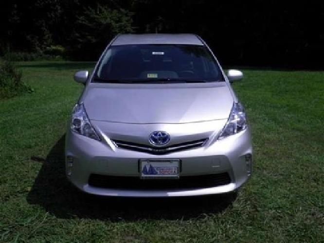 2013 toyota prius v two in gloucester, va