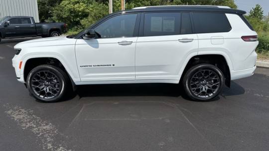 2023 jeep grand cherokee l summit