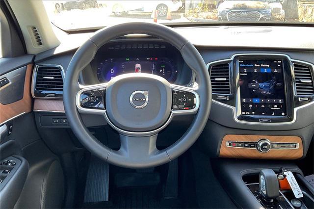 2023 volvo xc90 recharge plug-in hybrid t8 plus 6-seater