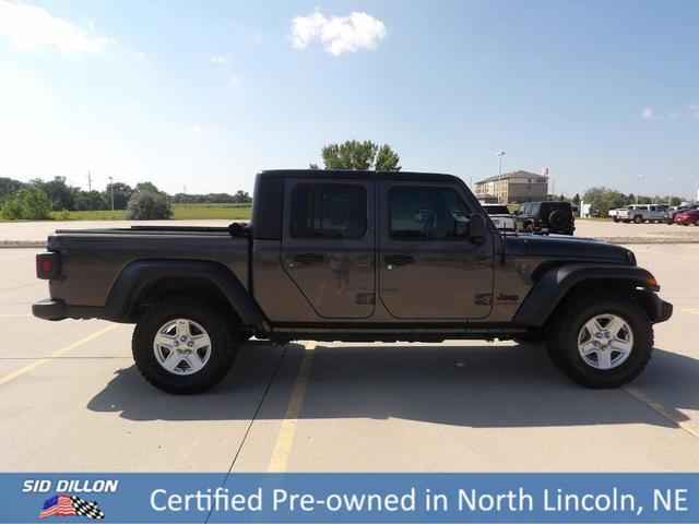 2020 jeep gladiator sport
