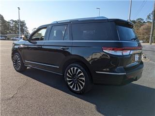 2022 Lincoln Navigator black label