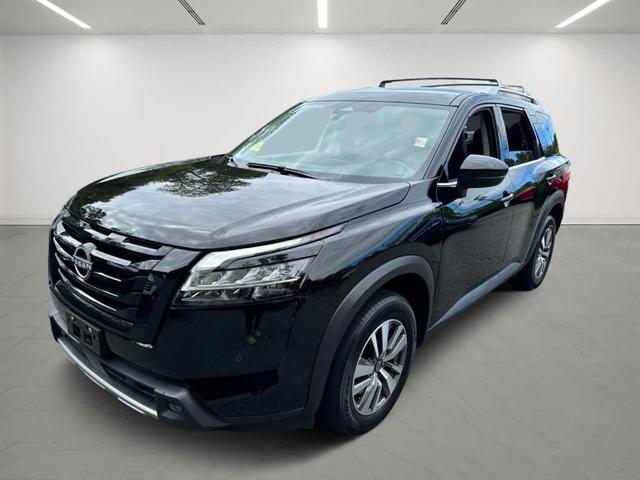 2023 nissan pathfinder sl