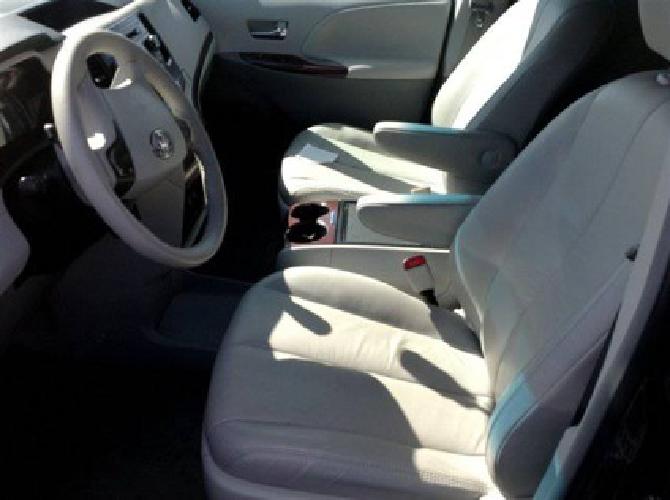 2012 toyota sienna xle in columbus, oh