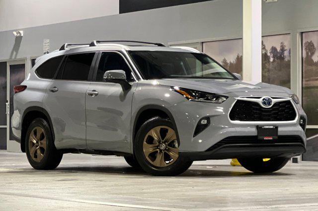 2023 toyota highlander hybrid xle