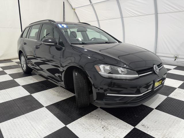 2019 volkswagen golf sportwagen tsi s