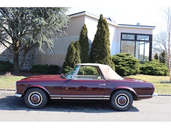 1964 mercedes-benz 230sl in astoria, new york