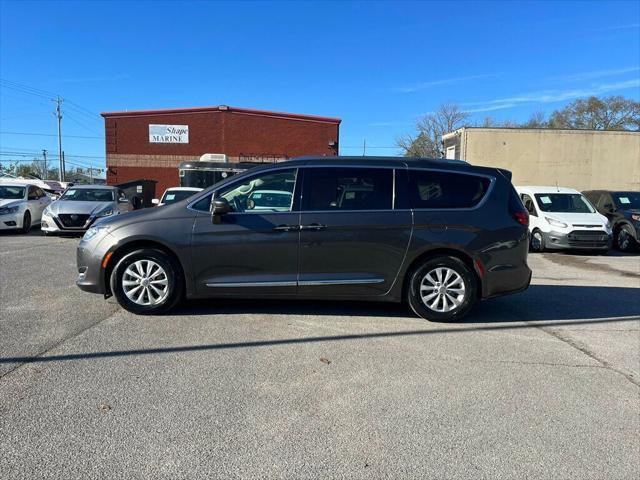 2019 chrysler pacifica touring l