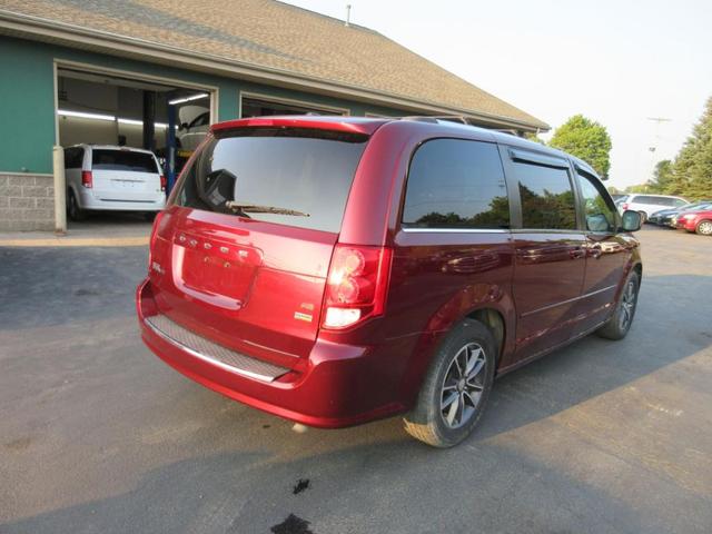 2017 dodge grand caravan sxt
