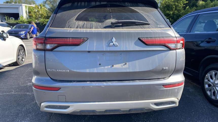 2023 mitsubishi outlander se