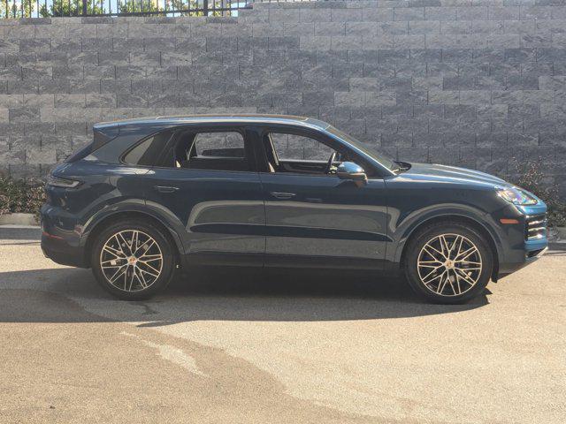 2024 porsche cayenne awd