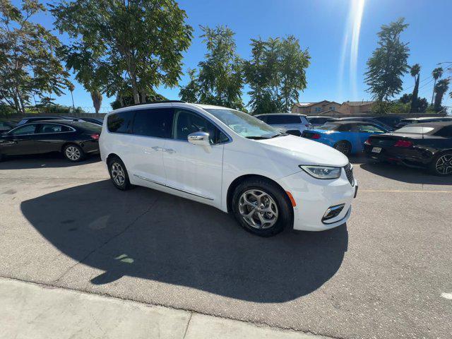 2022 chrysler pacifica limited
