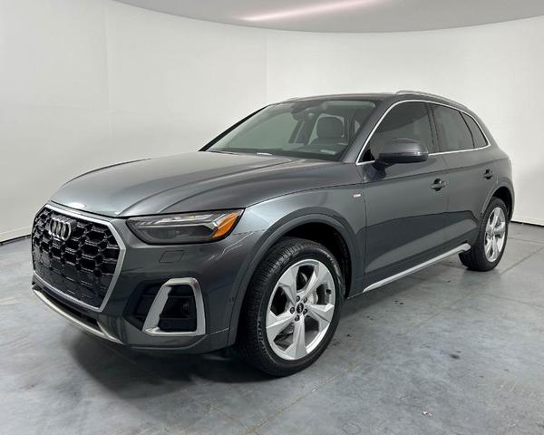 2022 audi q5 45 s line prestige