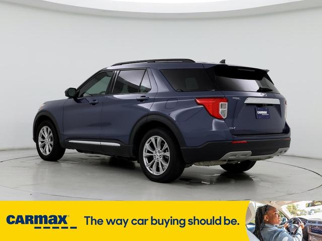 2021 ford explorer xlt
