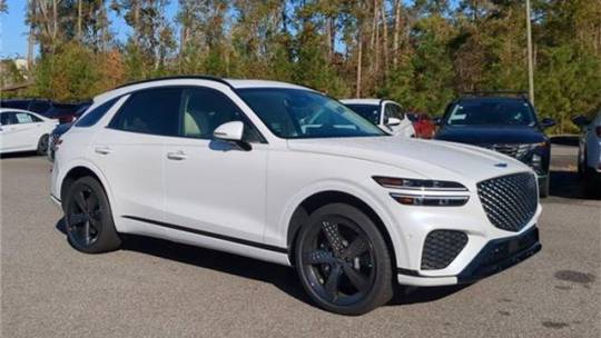 2025 Genesis GV70