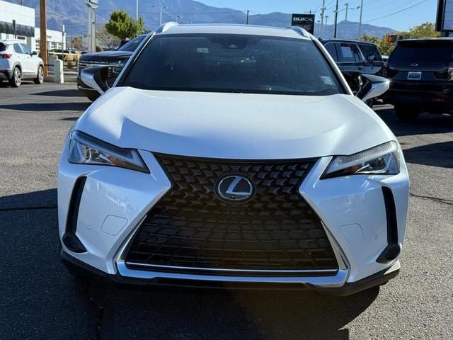 2021 lexus ux 200 base