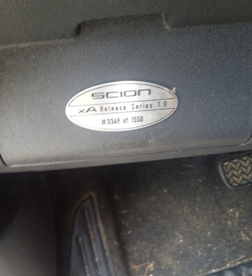 2005 scion xa in tennessee by owner