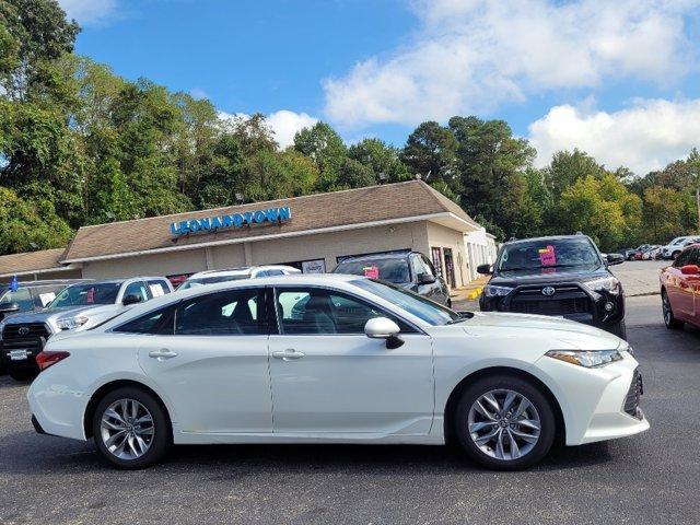 2022 toyota avalon xle