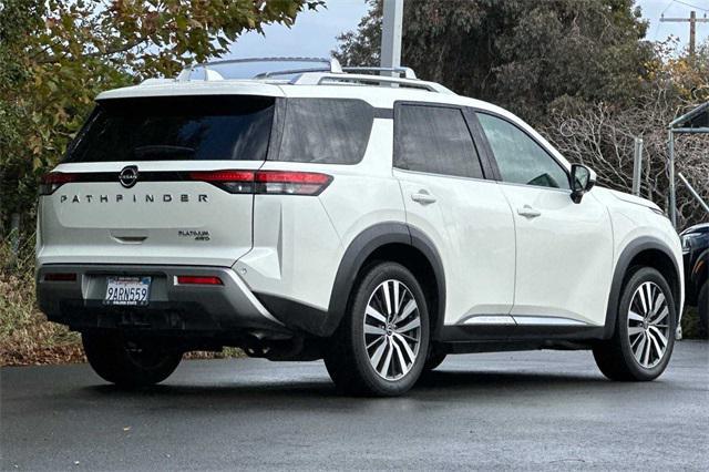2022 nissan pathfinder platinum 4wd
