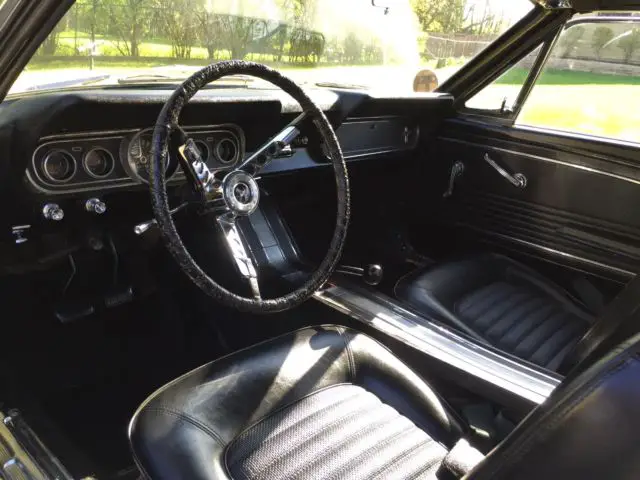 1966 ford mustang convertible 289 ci, 3-speed power top, very clean -- $20,000