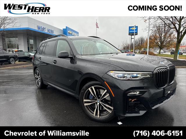 2022 bmw x7 m50i
