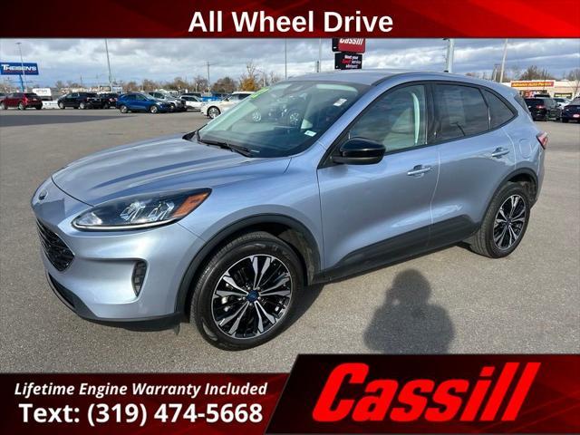 2022 ford escape se