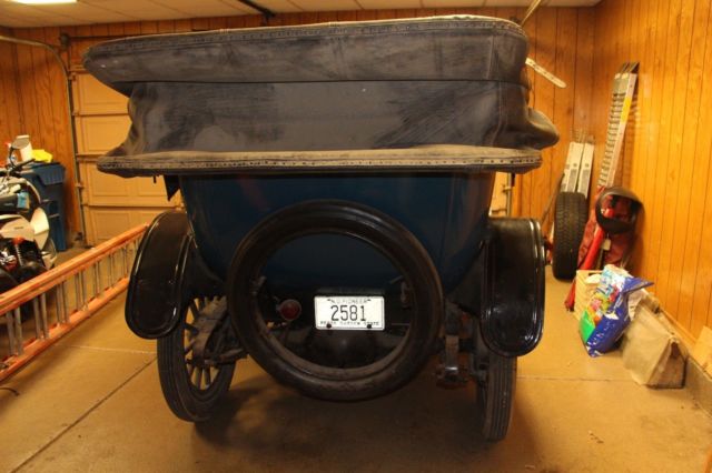 1913 studebaker model "four" automobile