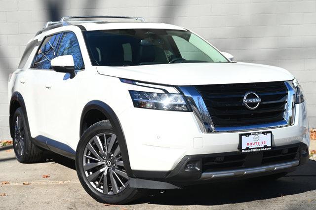 2022 nissan pathfinder sl 4wd