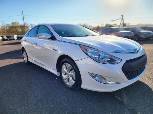 2014 hyundai sonata hybrid base