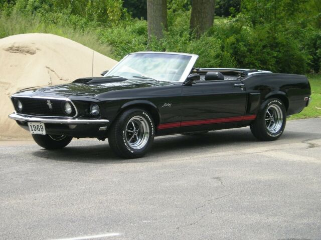 absolutely stunning 1969 triple black mustang convertible! 2 owner! v/8! solid!