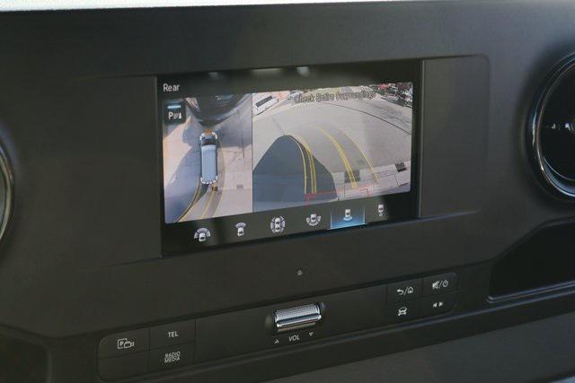 2023 mercedes-benz sprinter 3500 standard roof